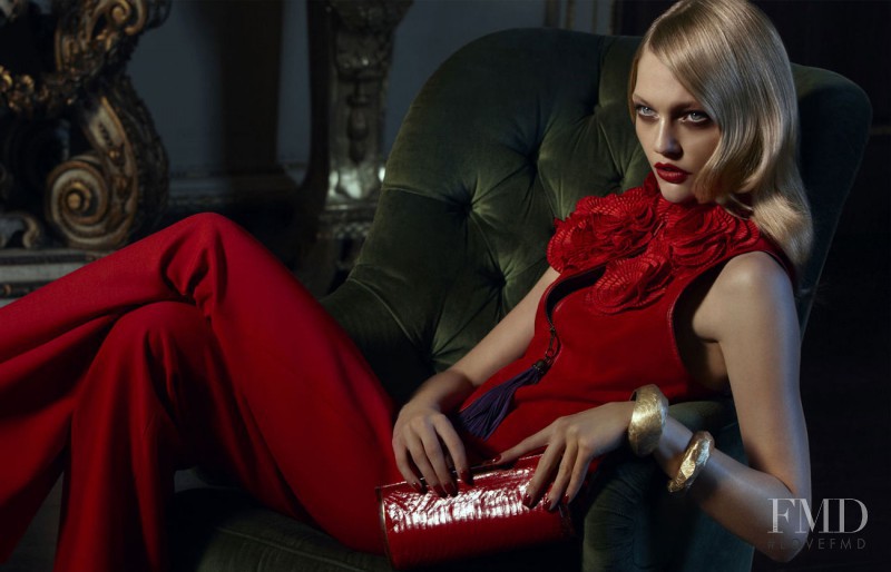 Sasha Pivovarova featured in  the Vakko advertisement for Autumn/Winter 2011