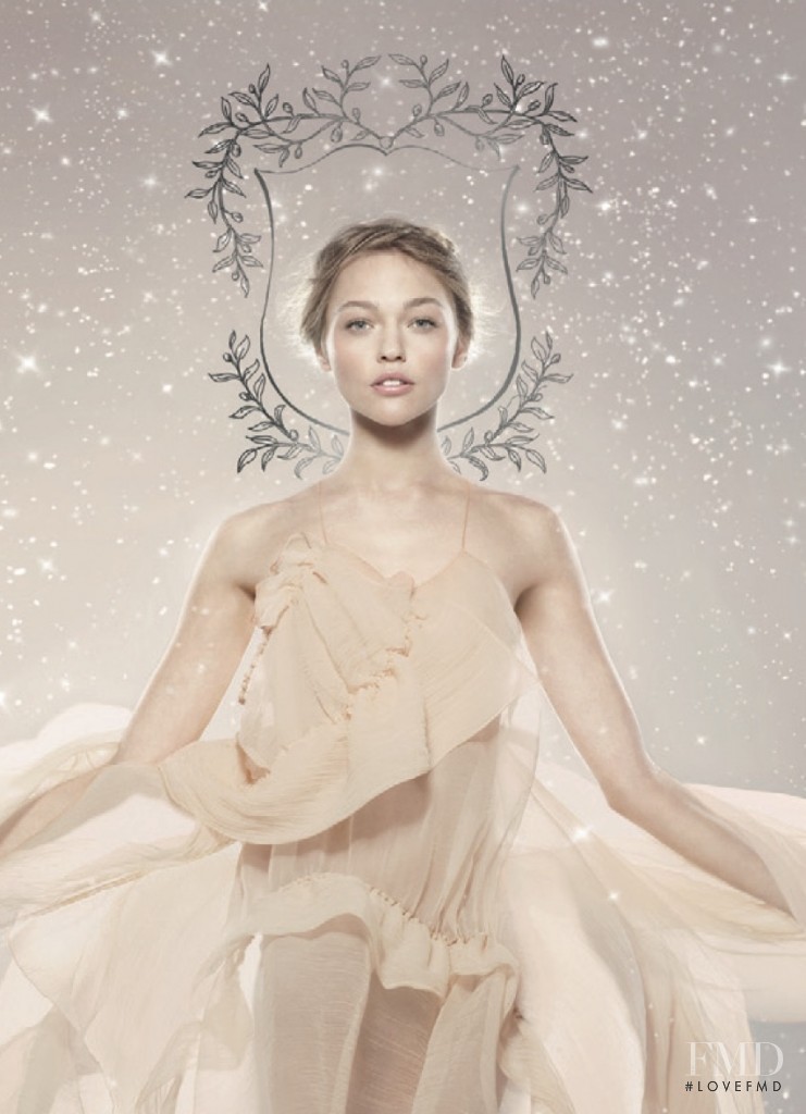 Sasha Pivovarova featured in  the Biotherm advertisement for Winter 2011