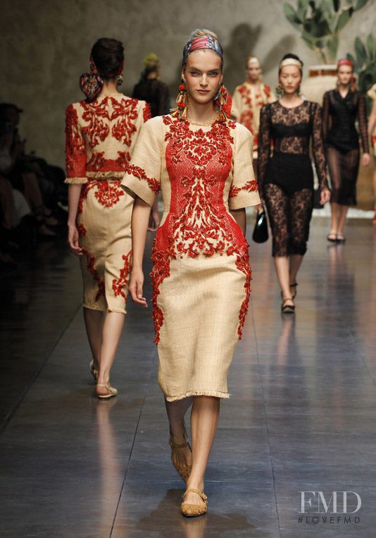 Mirte Maas featured in  the Dolce & Gabbana fashion show for Spring/Summer 2013