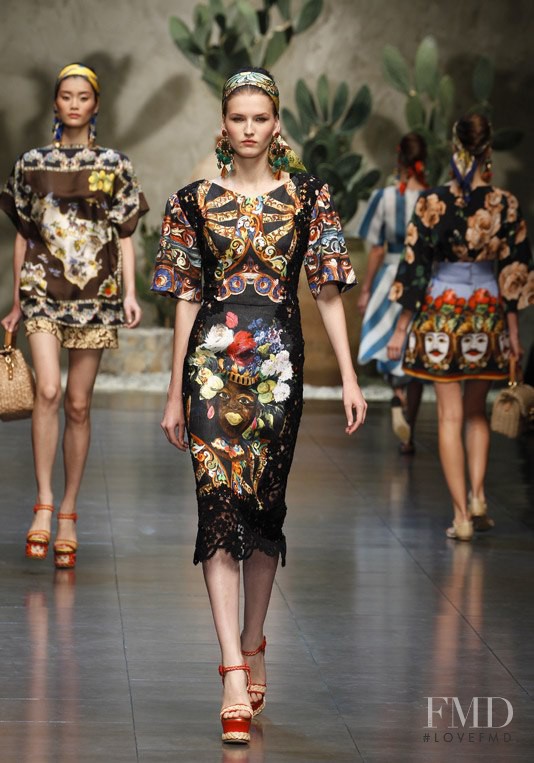 Katlin Aas featured in  the Dolce & Gabbana fashion show for Spring/Summer 2013