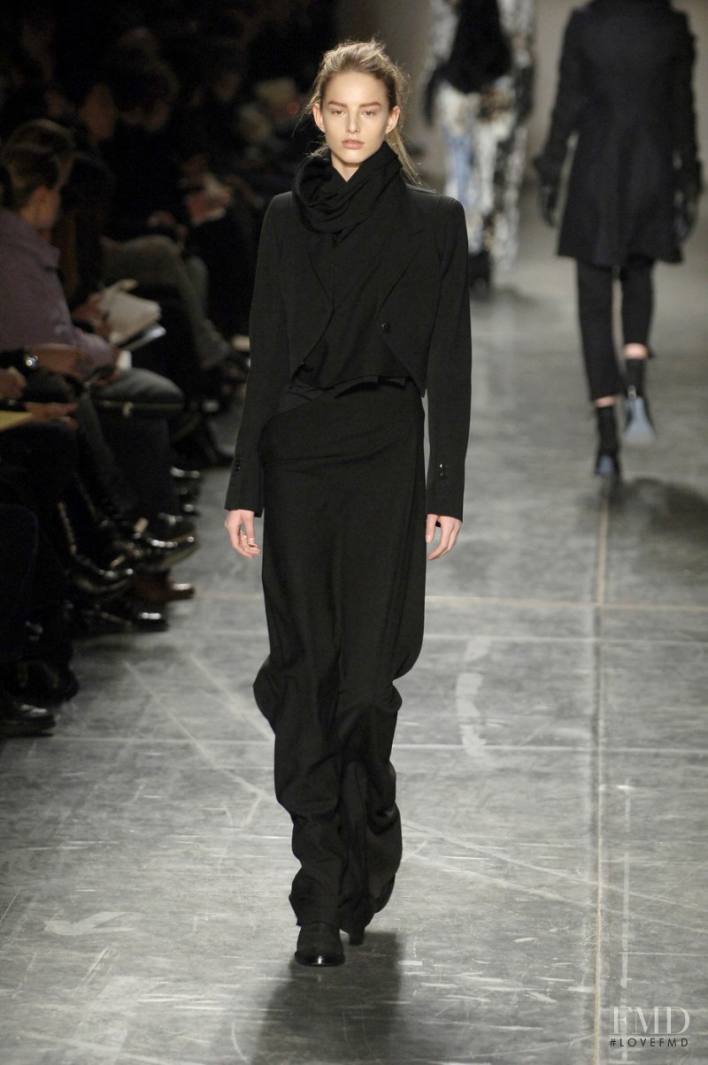 Ann Demeulemeester fashion show for Autumn/Winter 2006