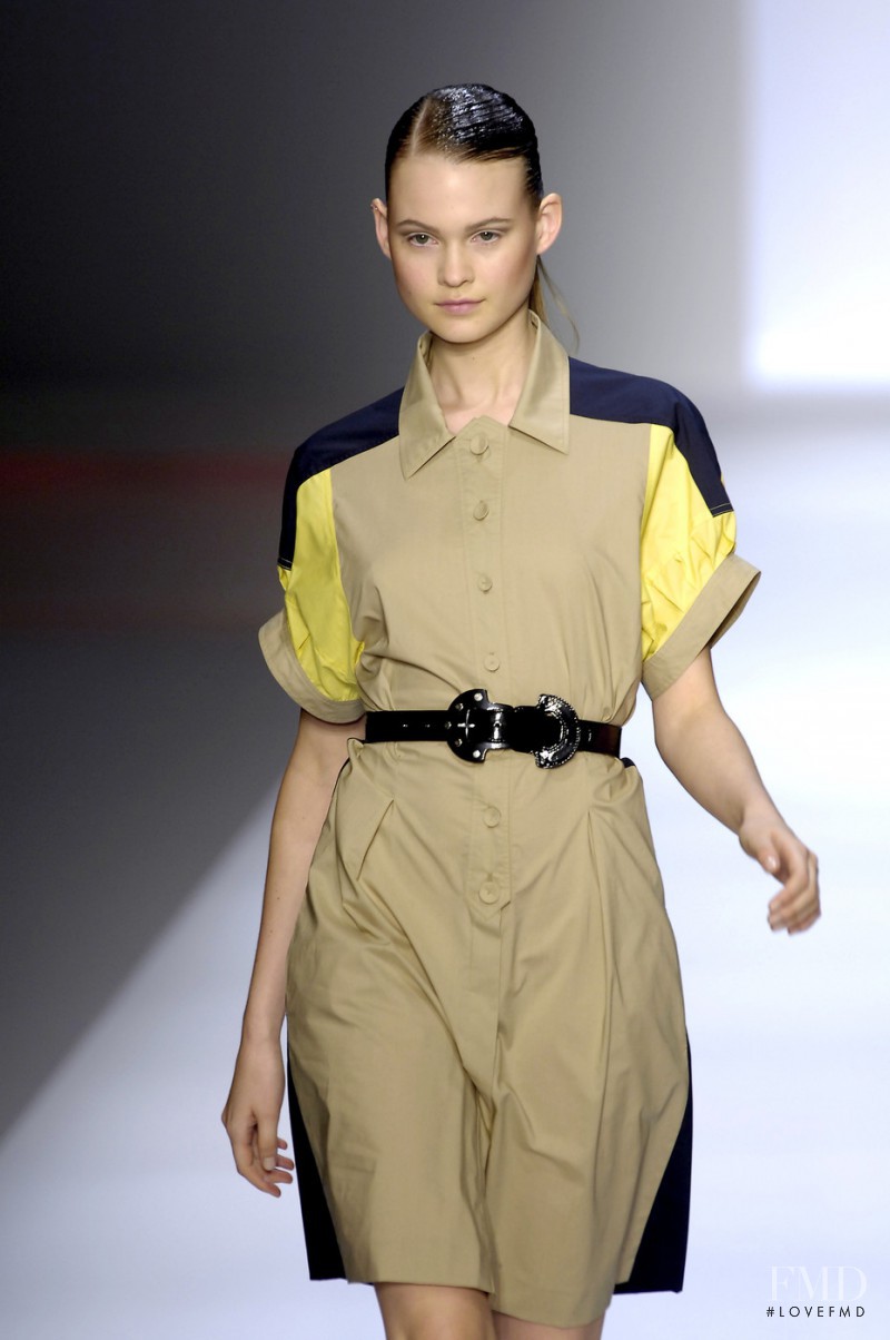 Cacharel fashion show for Spring/Summer 2007