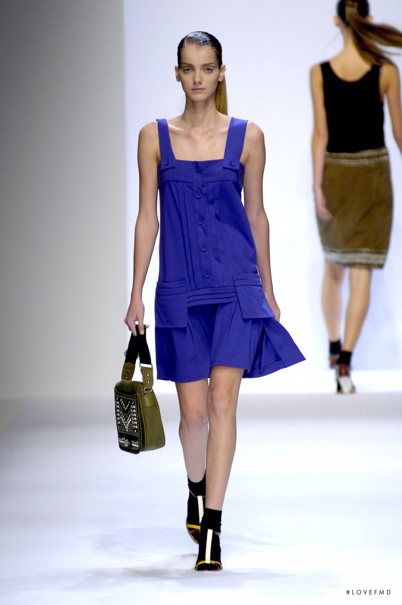 Cacharel fashion show for Spring/Summer 2007