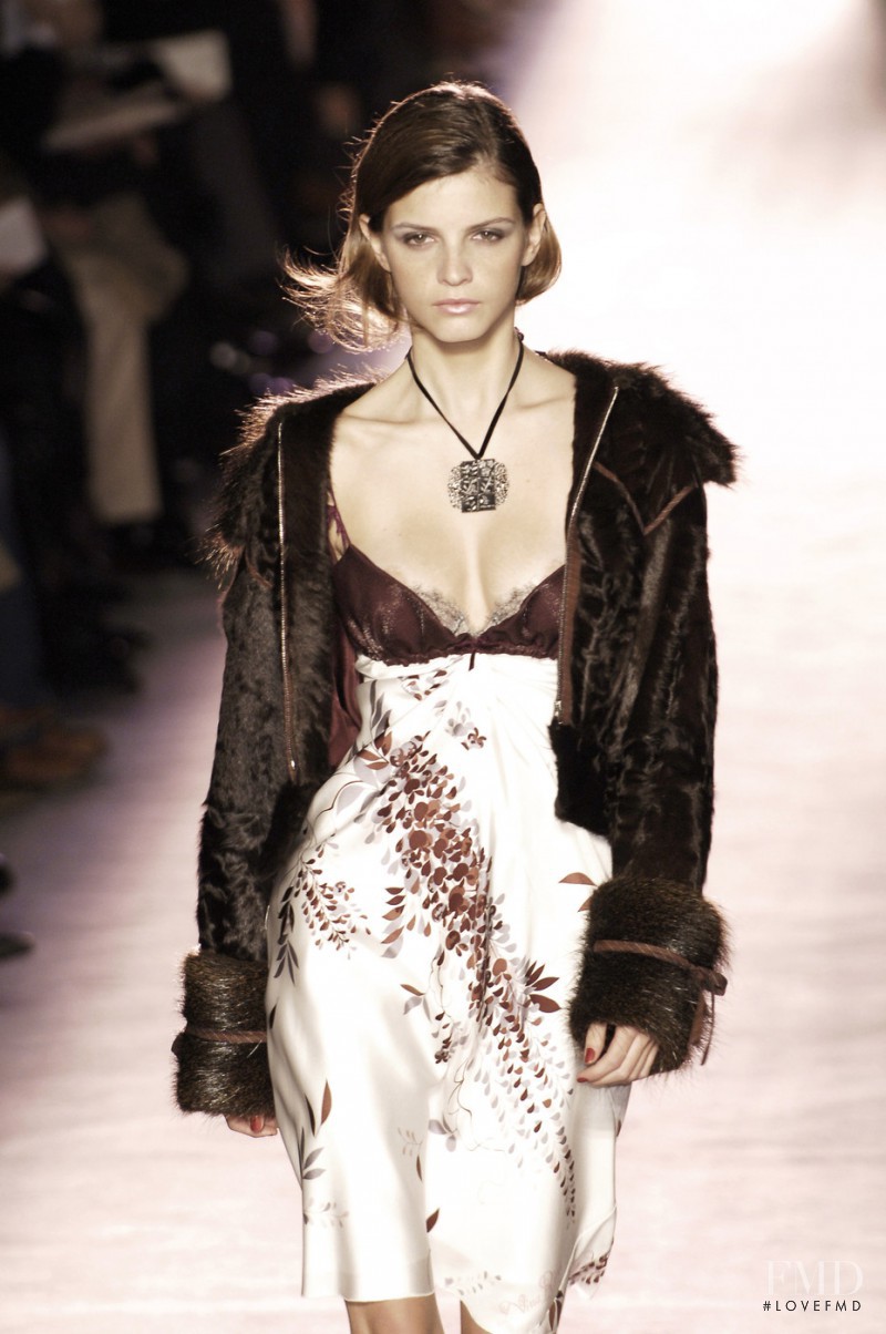 Nina Ricci fashion show for Autumn/Winter 2005