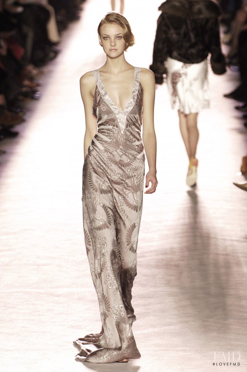 Nina Ricci fashion show for Autumn/Winter 2005