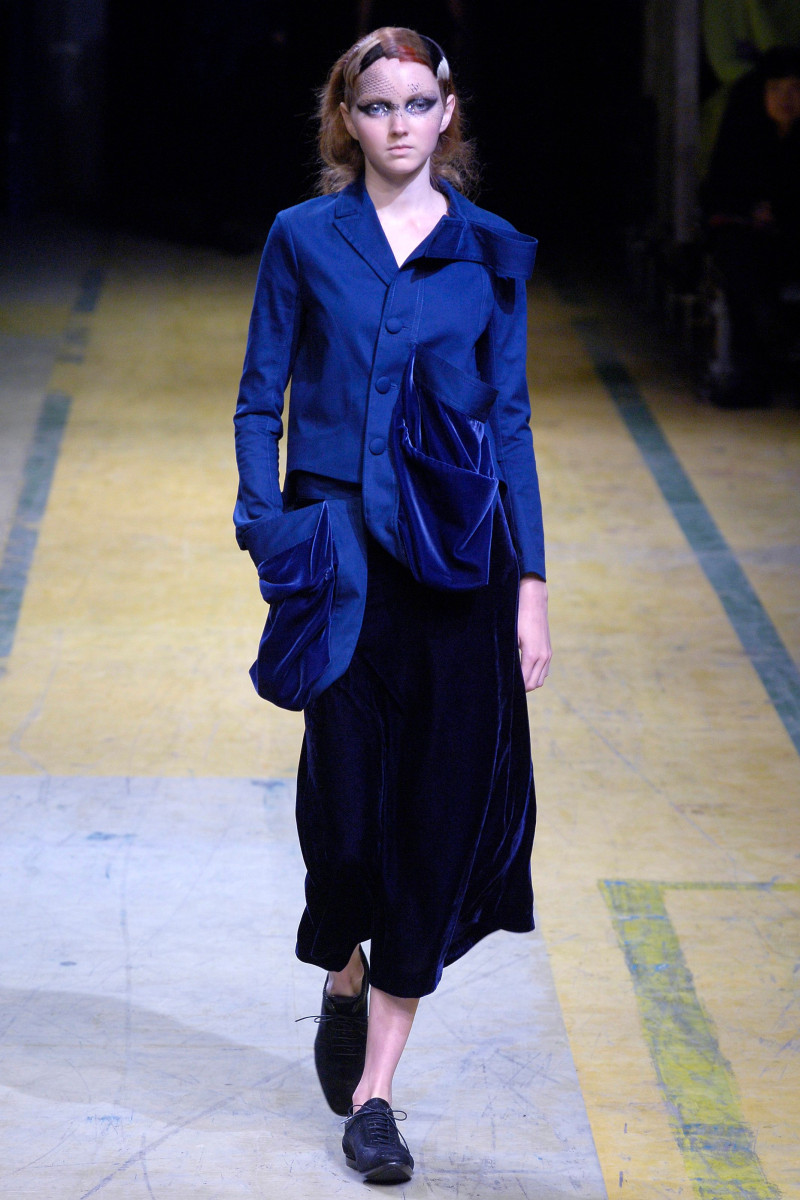 Yohji Yamamoto fashion show for Spring/Summer 2006