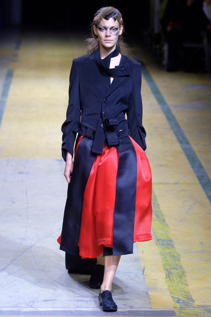 Yohji Yamamoto fashion show for Spring/Summer 2006