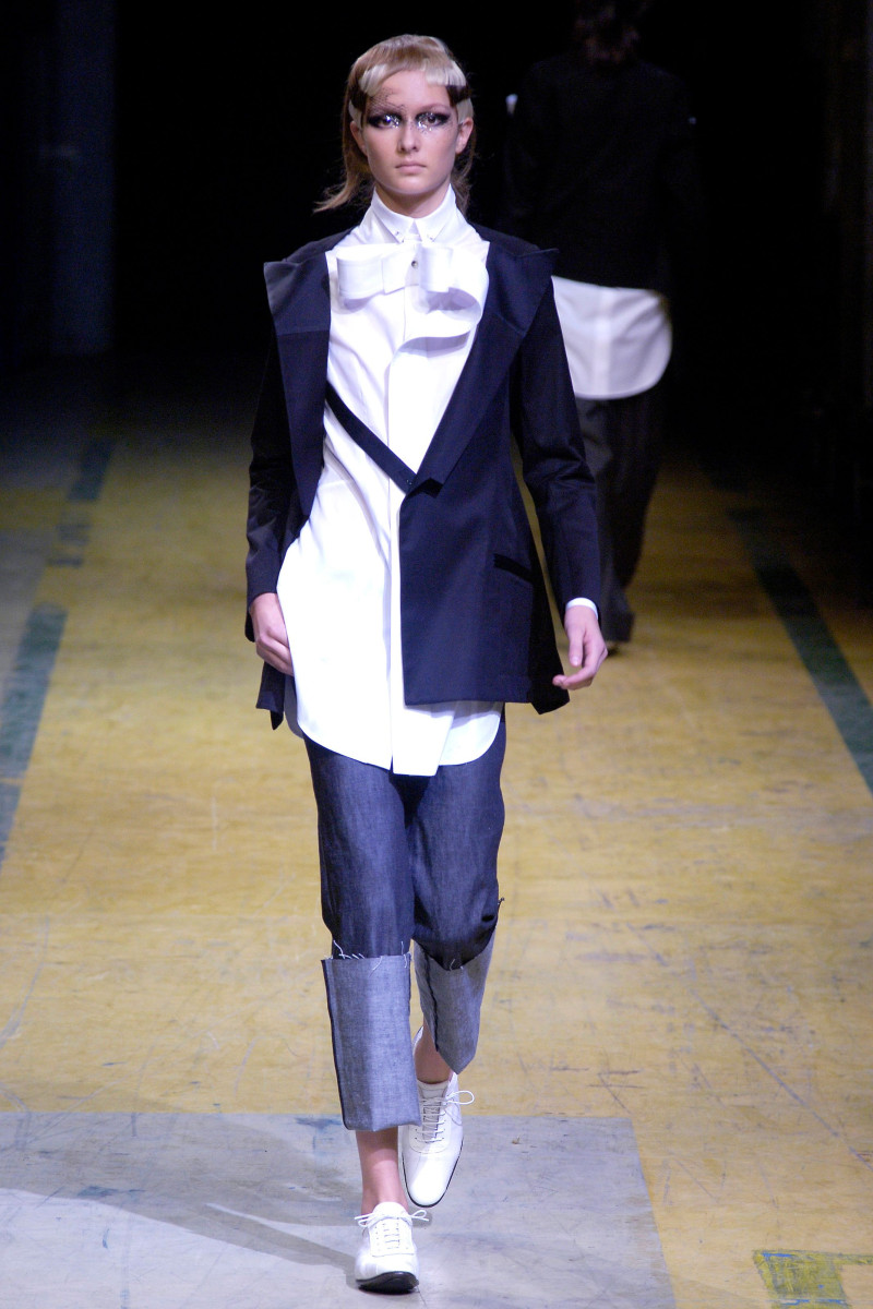 Yohji Yamamoto fashion show for Spring/Summer 2006