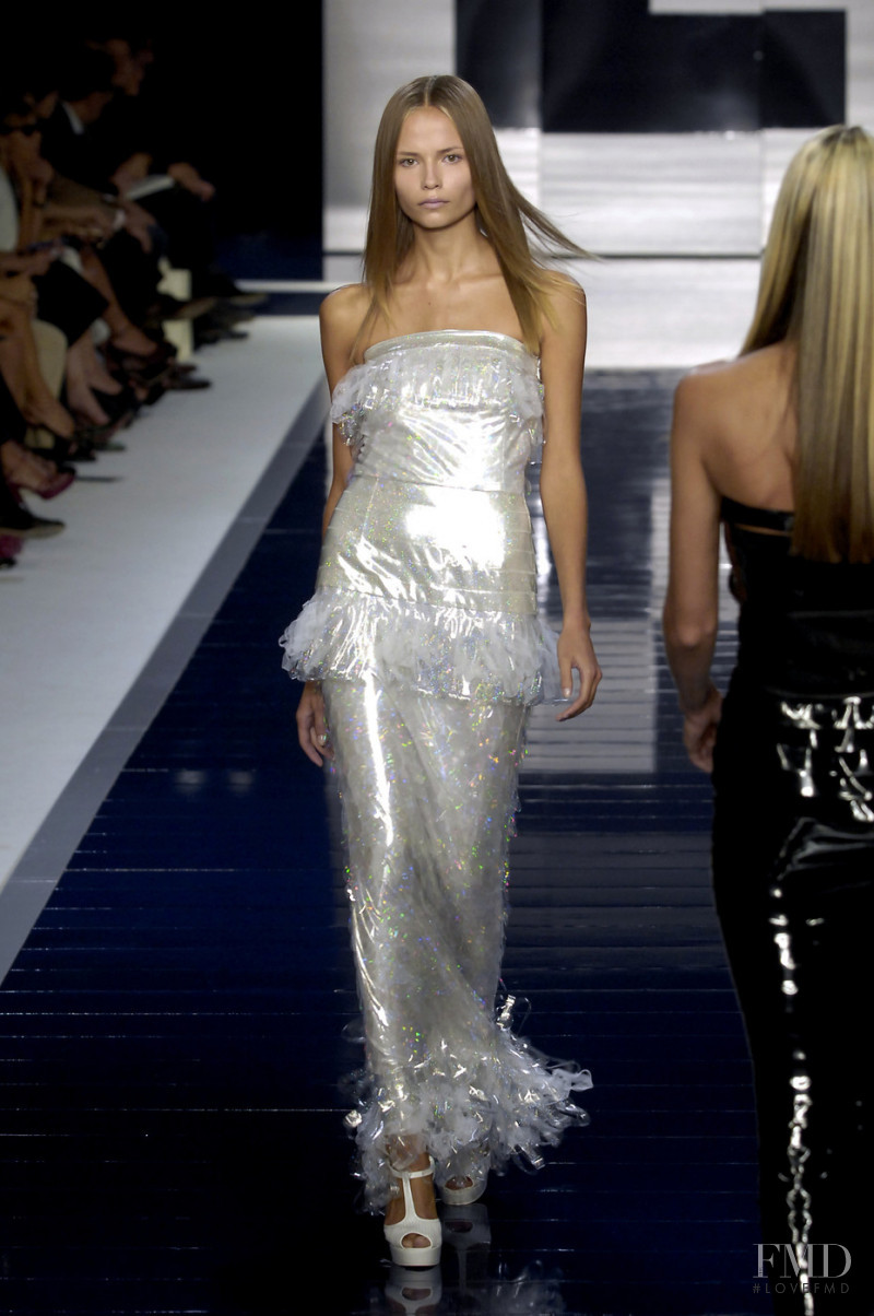Natasha Poly featured in  the Fendi fashion show for Spring/Summer 2007