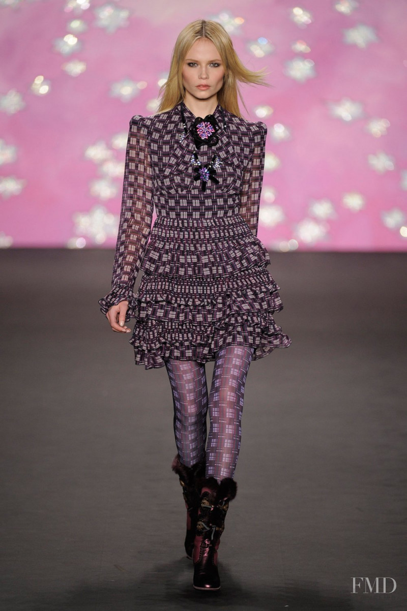 Natasha Poly featured in  the Anna Sui fashion show for Autumn/Winter 2009