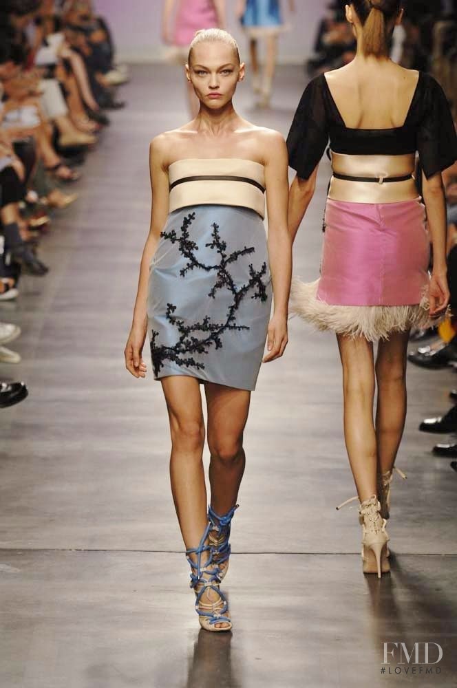 Sasha Pivovarova featured in  the Alessandro Dell\'Acqua fashion show for Spring/Summer 2008