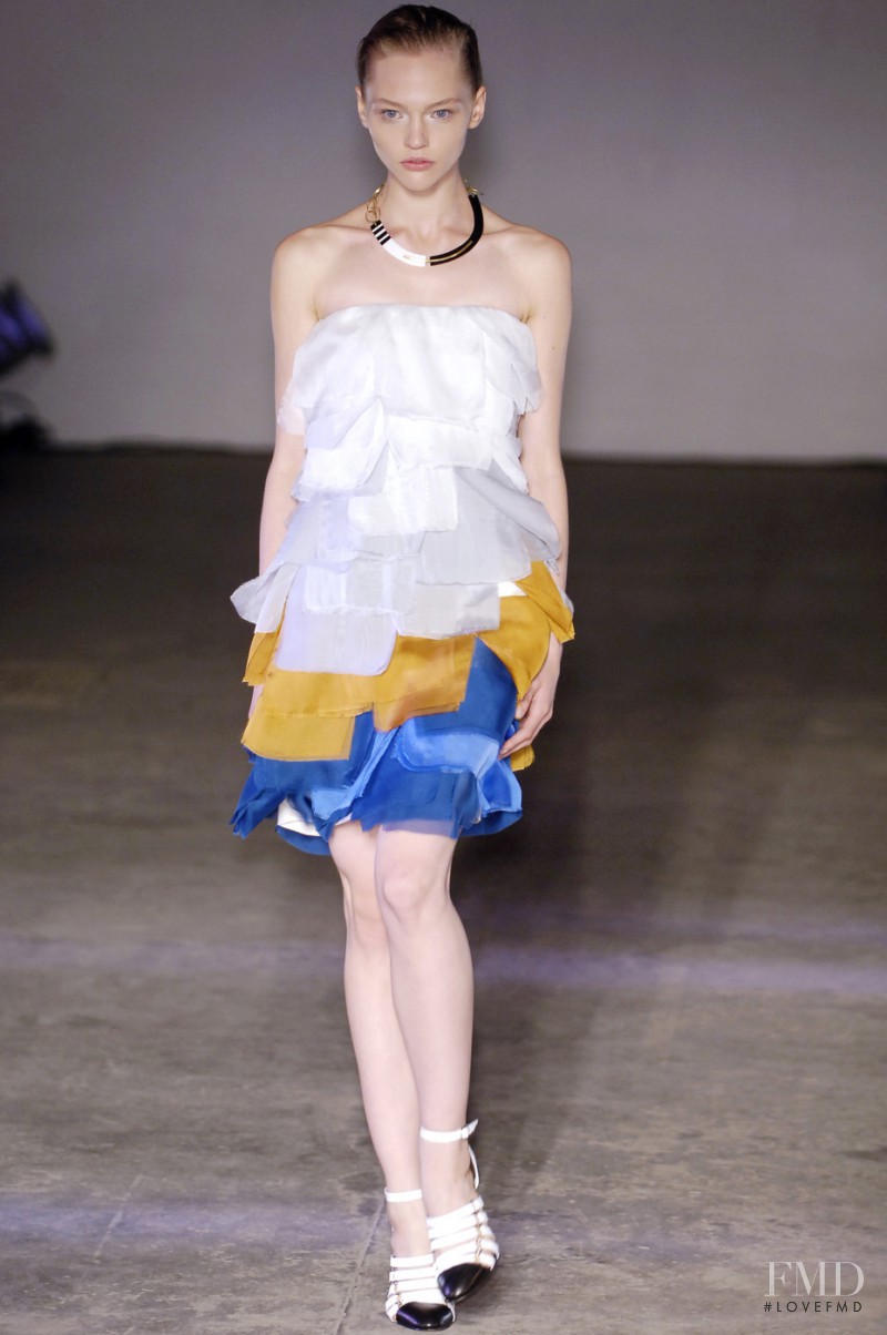 Sasha Pivovarova featured in  the Jonathan Saunders fashion show for Spring/Summer 2006