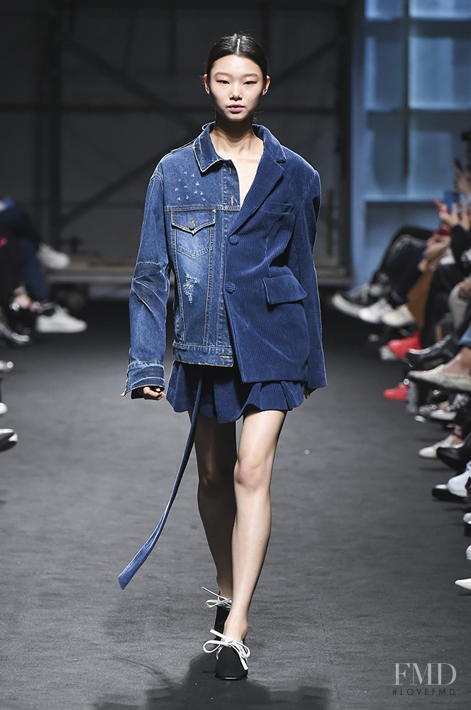 Yoon Young Bae featured in  the Kiok fashion show for Autumn/Winter 2017