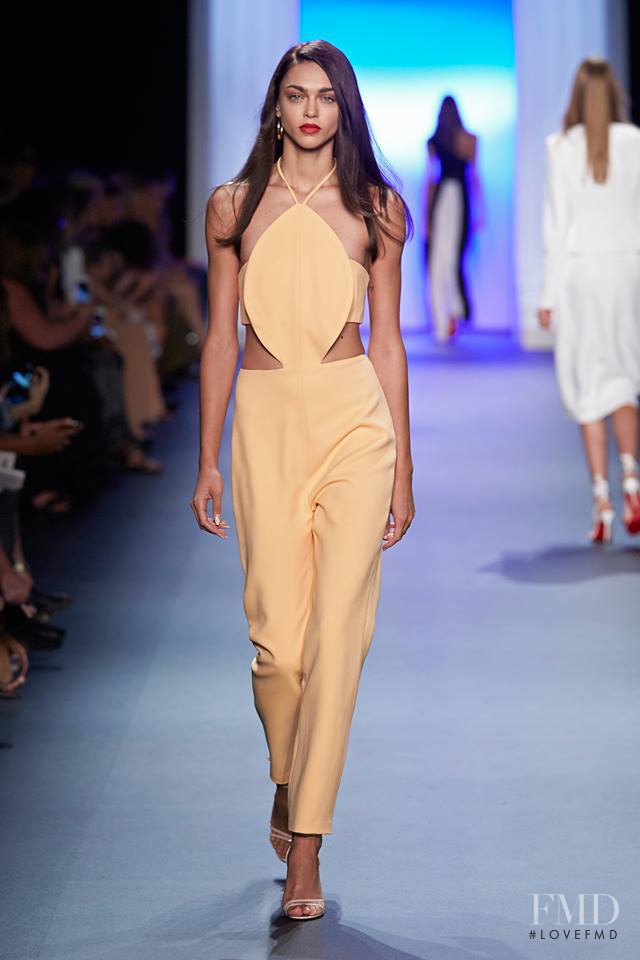 Zhenya Katava featured in  the Cushnie Et Ochs fashion show for Spring/Summer 2017