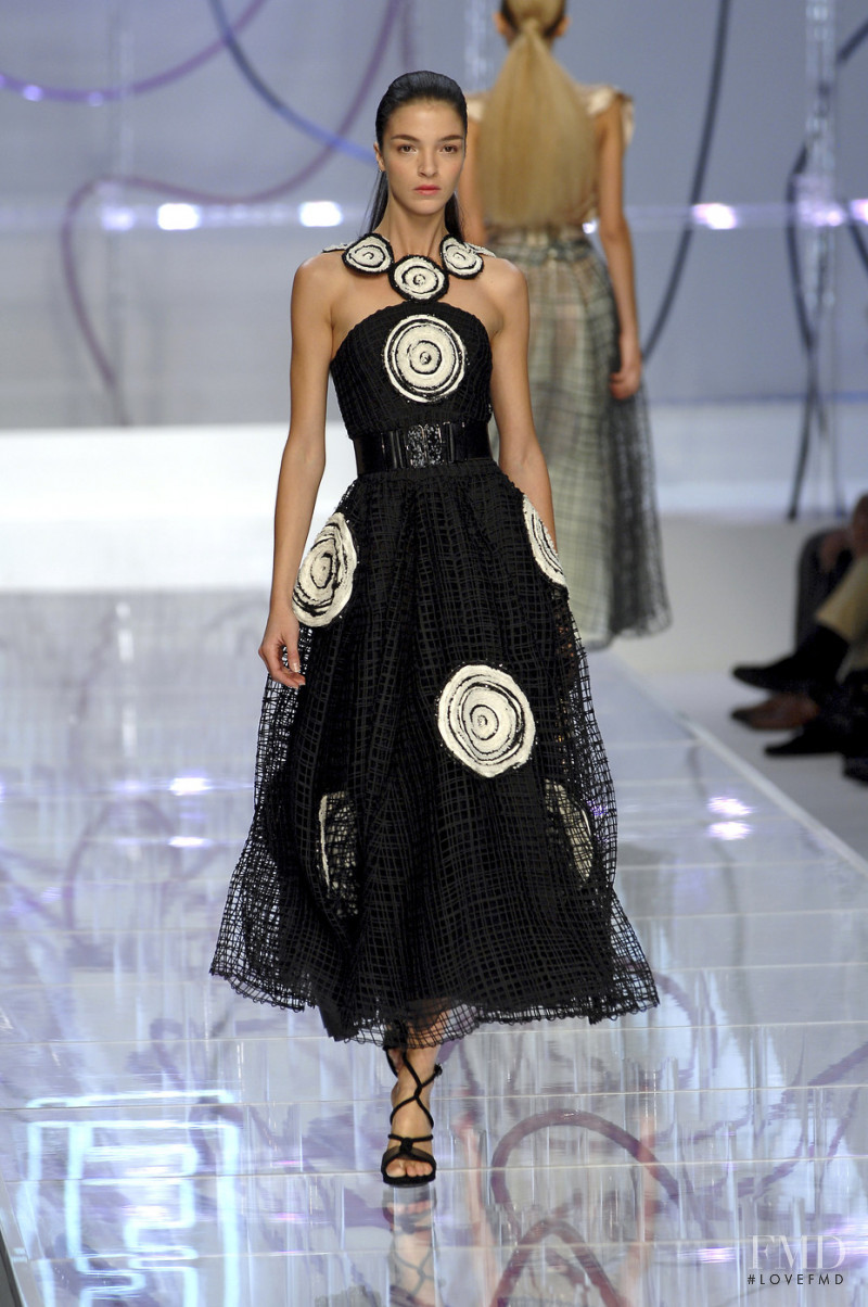 Mariacarla Boscono featured in  the Fendi fashion show for Spring/Summer 2008