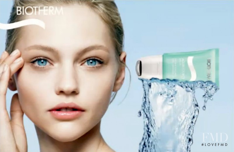 Sasha Pivovarova featured in  the Biotherm advertisement for Summer 2010