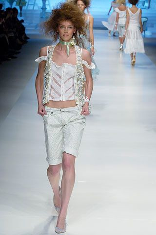 D&G fashion show for Spring/Summer 2006