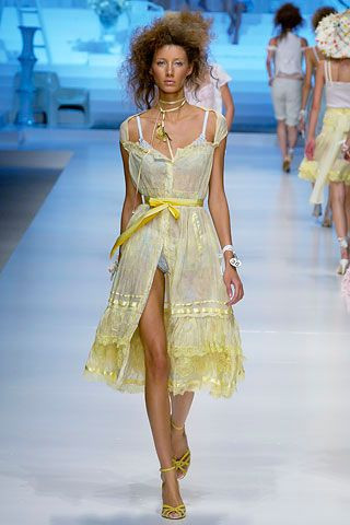D&G fashion show for Spring/Summer 2006