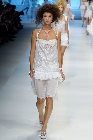 D&G fashion show for Spring/Summer 2006