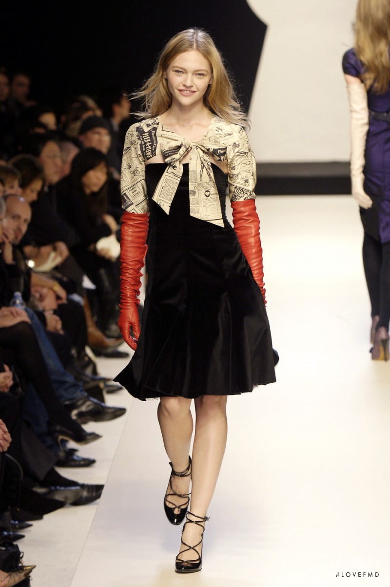 Sasha Pivovarova featured in  the Boutique Moschino fashion show for Autumn/Winter 2006