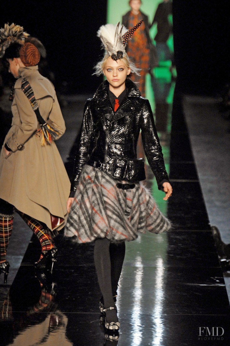 Sasha Pivovarova featured in  the Jean-Paul Gaultier fashion show for Autumn/Winter 2007