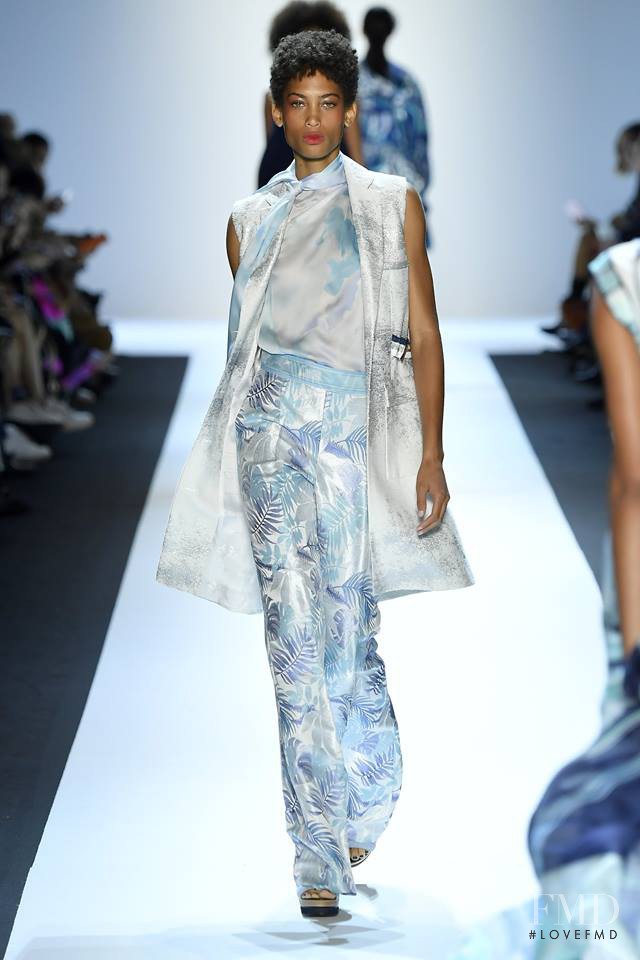 Leonard fashion show for Spring/Summer 2017