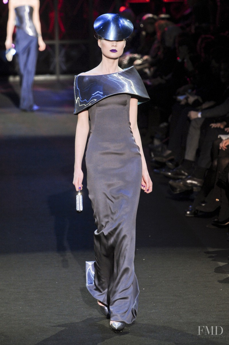 Elsa Sylvan featured in  the Armani Prive fashion show for Spring/Summer 2011