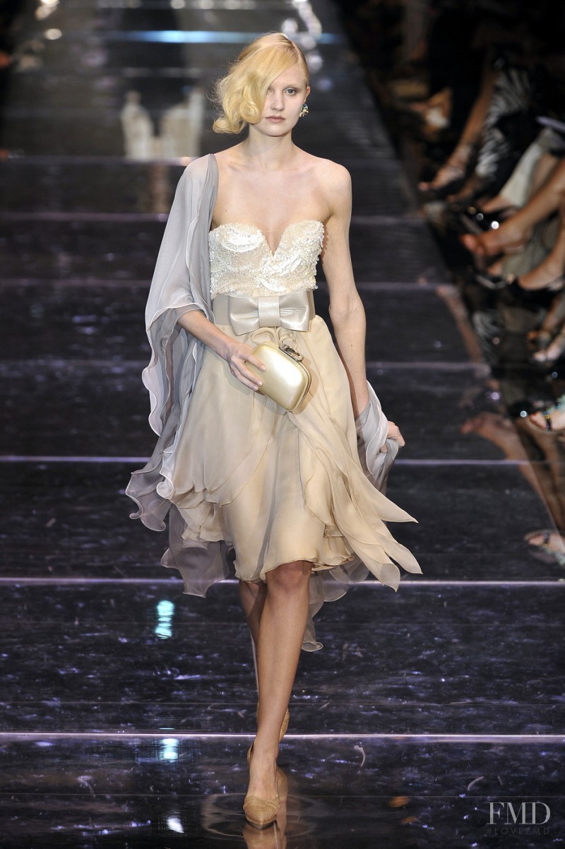 Kerstin Mannik featured in  the Armani Prive fashion show for Autumn/Winter 2008