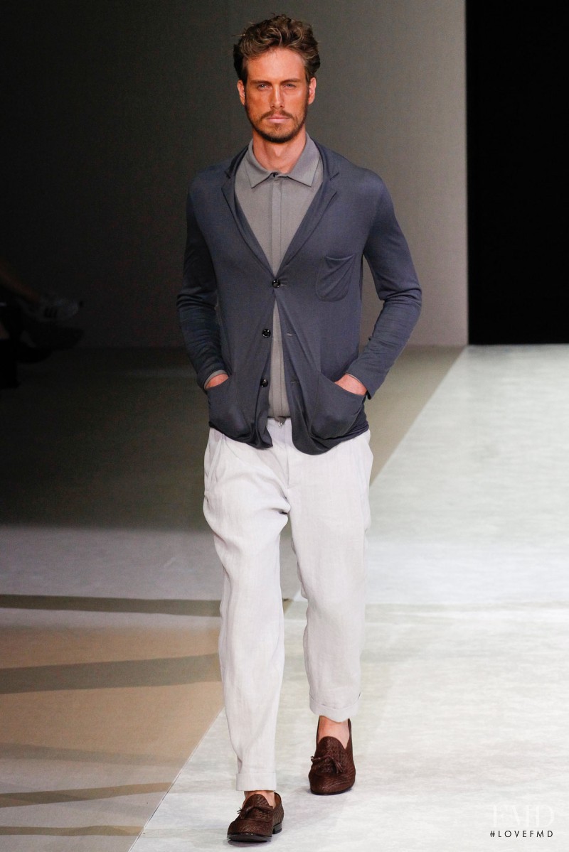 Giorgio Armani fashion show for Spring/Summer 2015