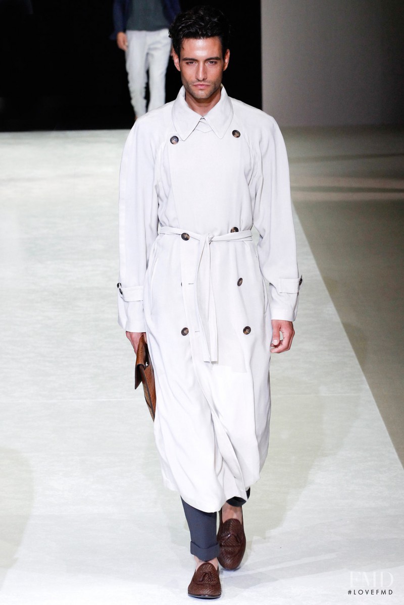Giorgio Armani fashion show for Spring/Summer 2015