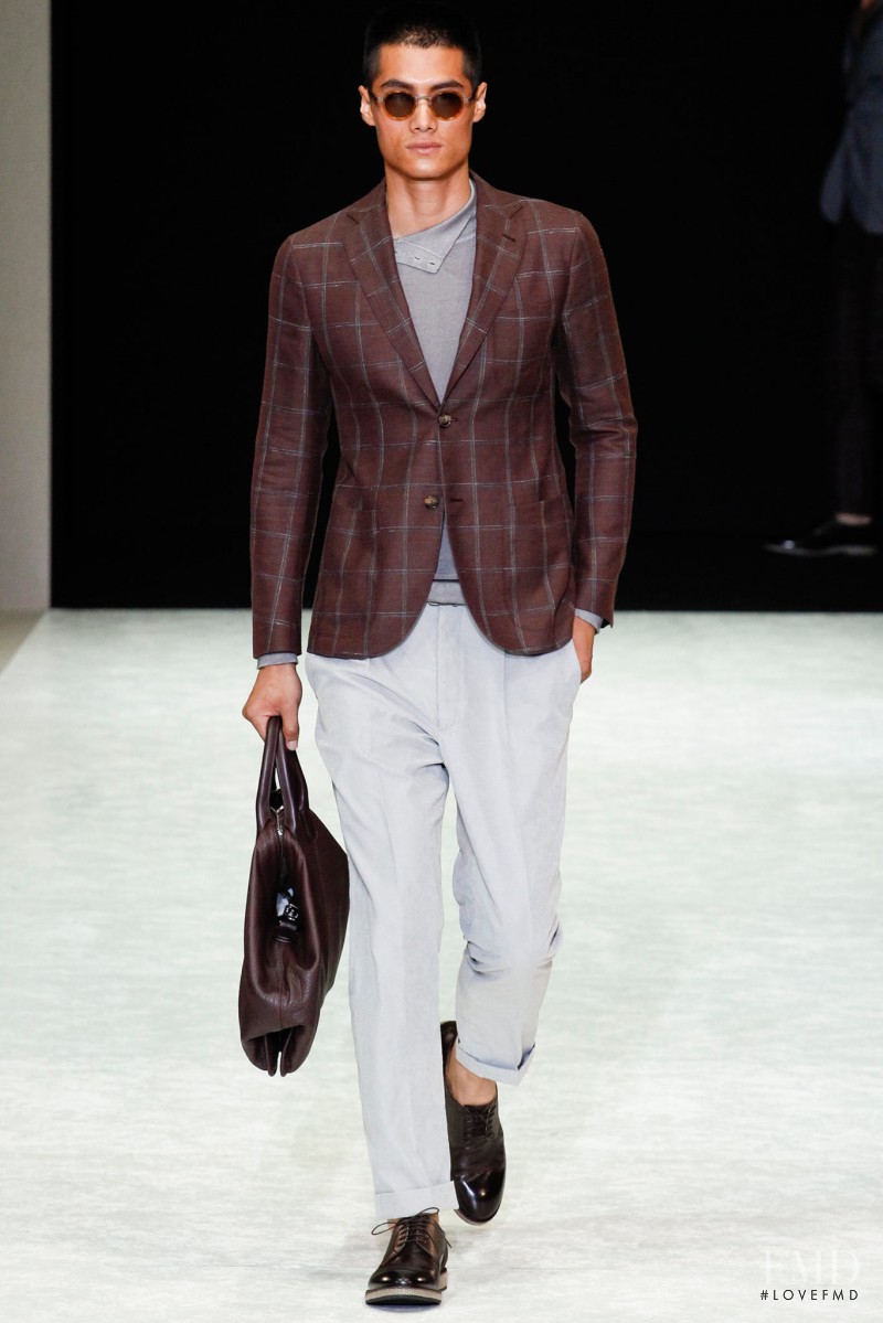 Giorgio Armani fashion show for Spring/Summer 2015