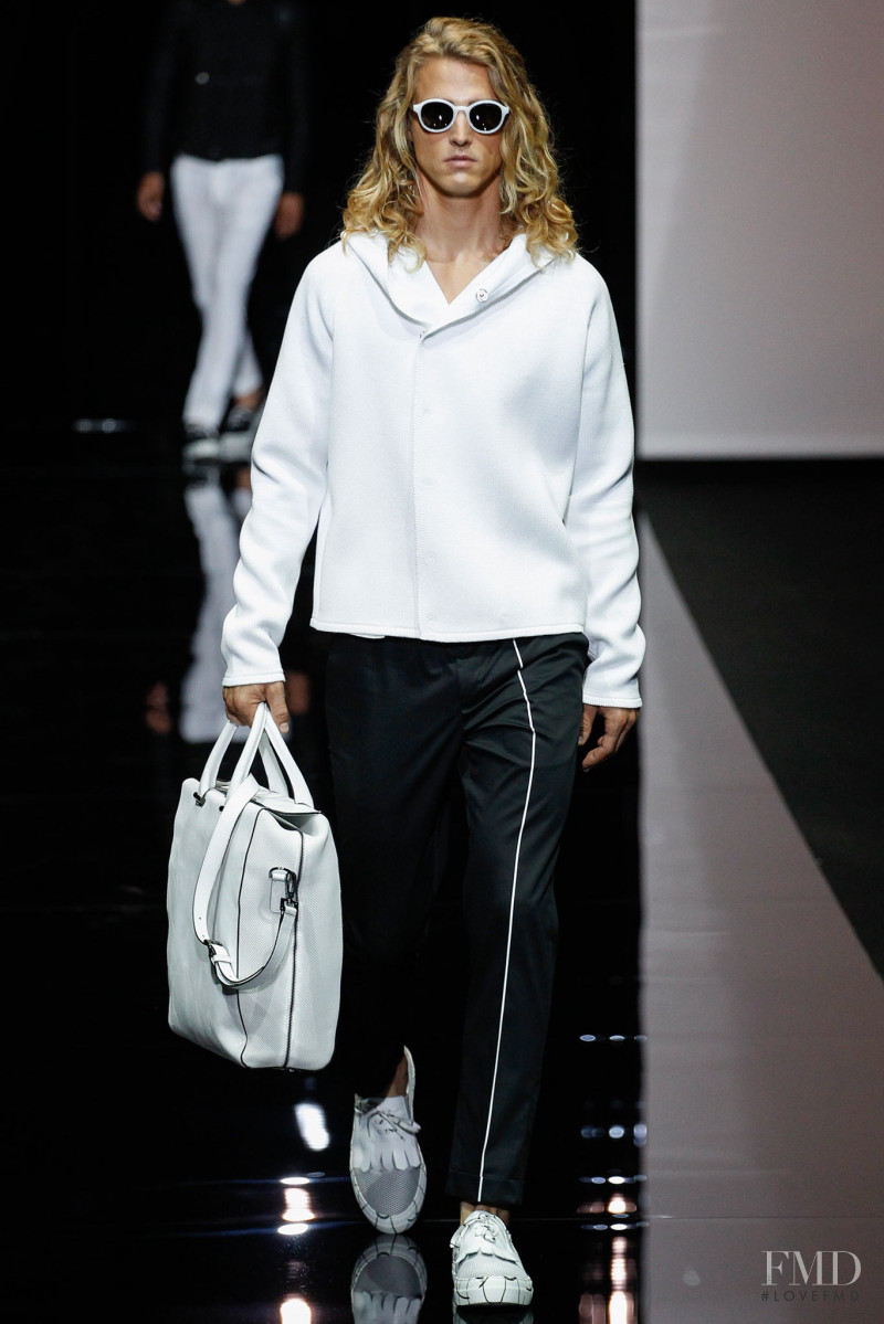 Emporio Armani fashion show for Spring/Summer 2015