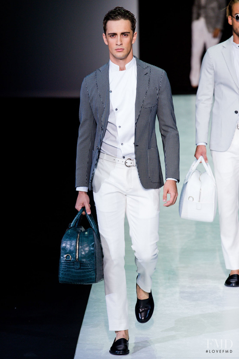 Giorgio Armani fashion show for Spring/Summer 2014