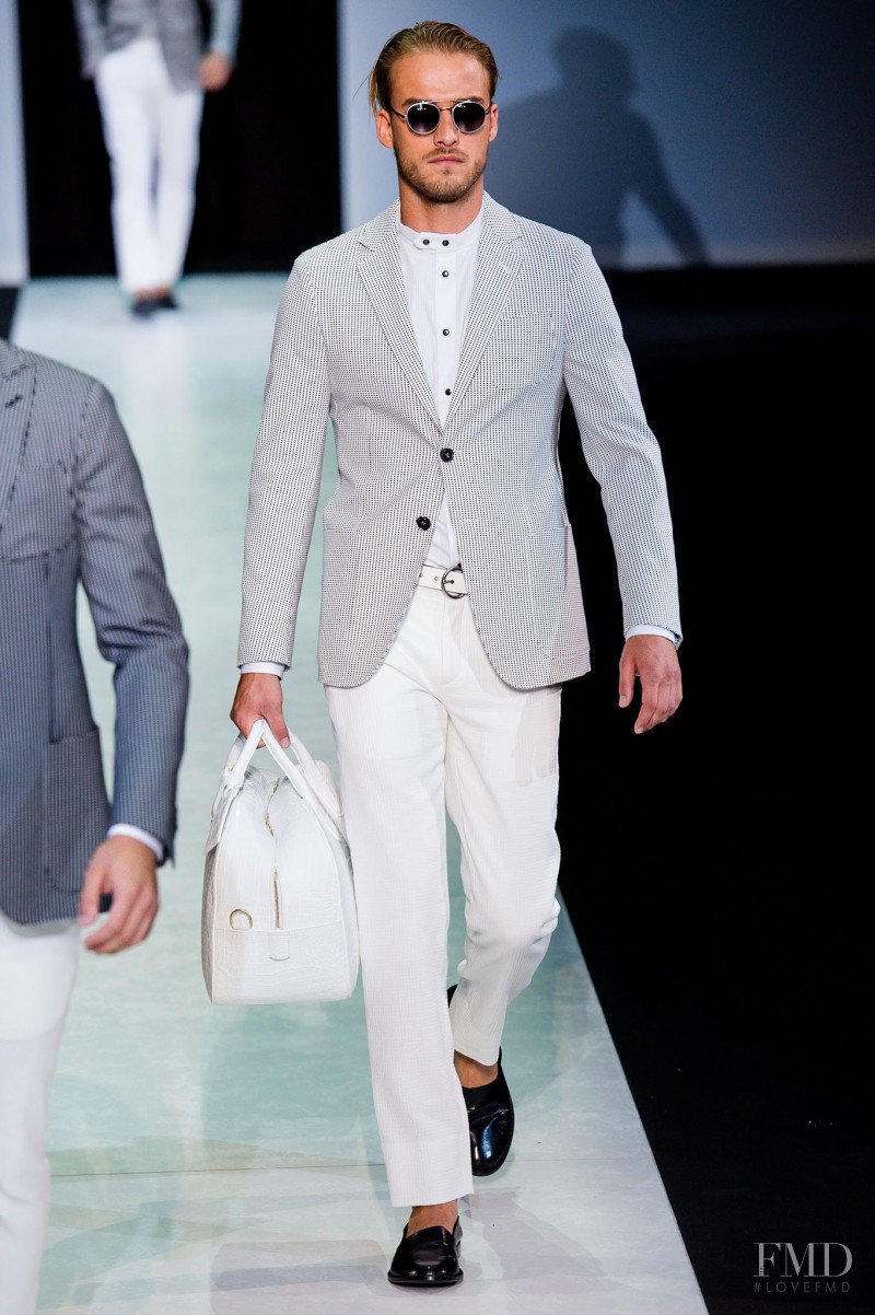 Giorgio Armani fashion show for Spring/Summer 2014