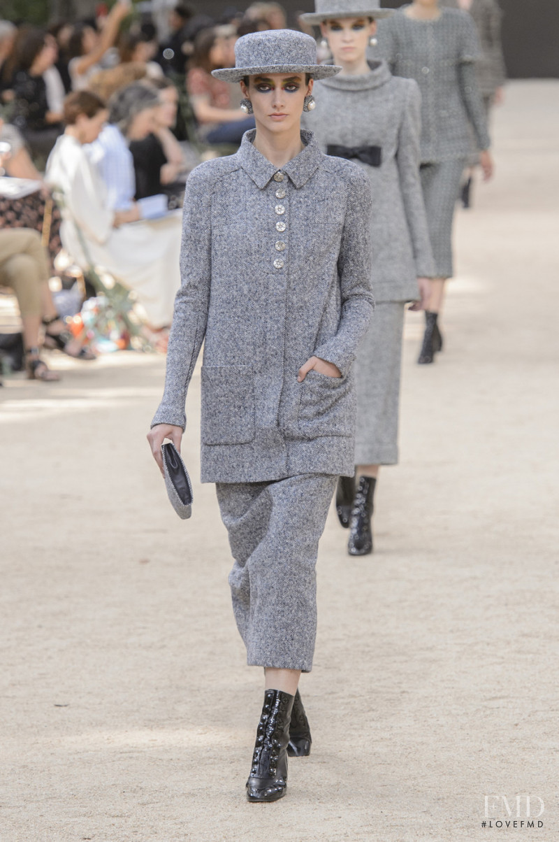 Amanda Googe featured in  the Chanel Haute Couture fashion show for Autumn/Winter 2017