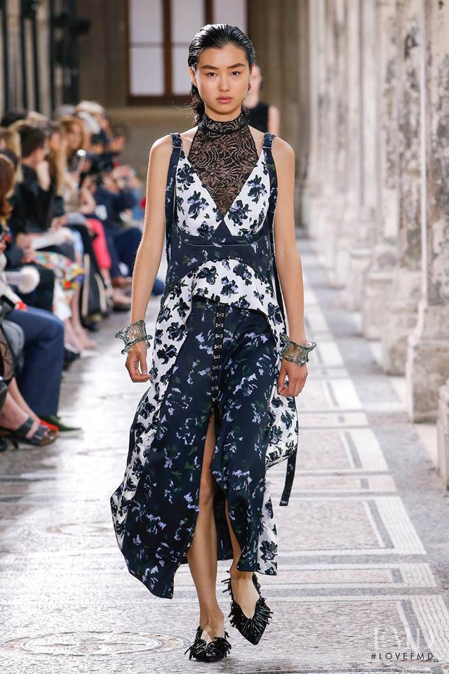 Proenza Schouler fashion show for Spring/Summer 2018