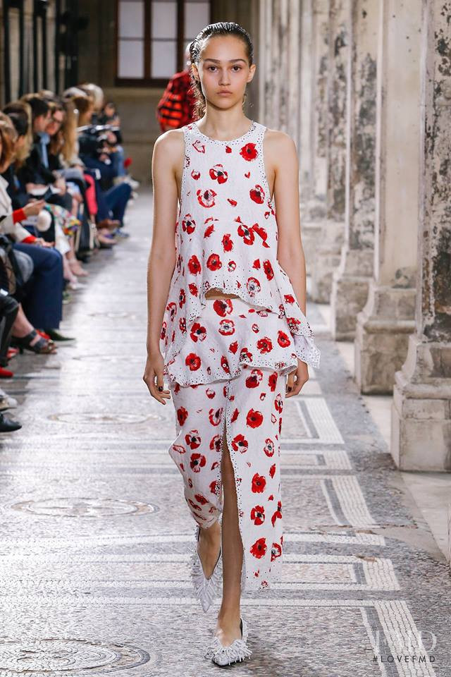 Proenza Schouler fashion show for Spring/Summer 2018