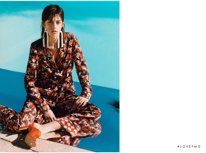 Mayka Merino featured in  the Sfera The Pool advertisement for Spring/Summer 2017