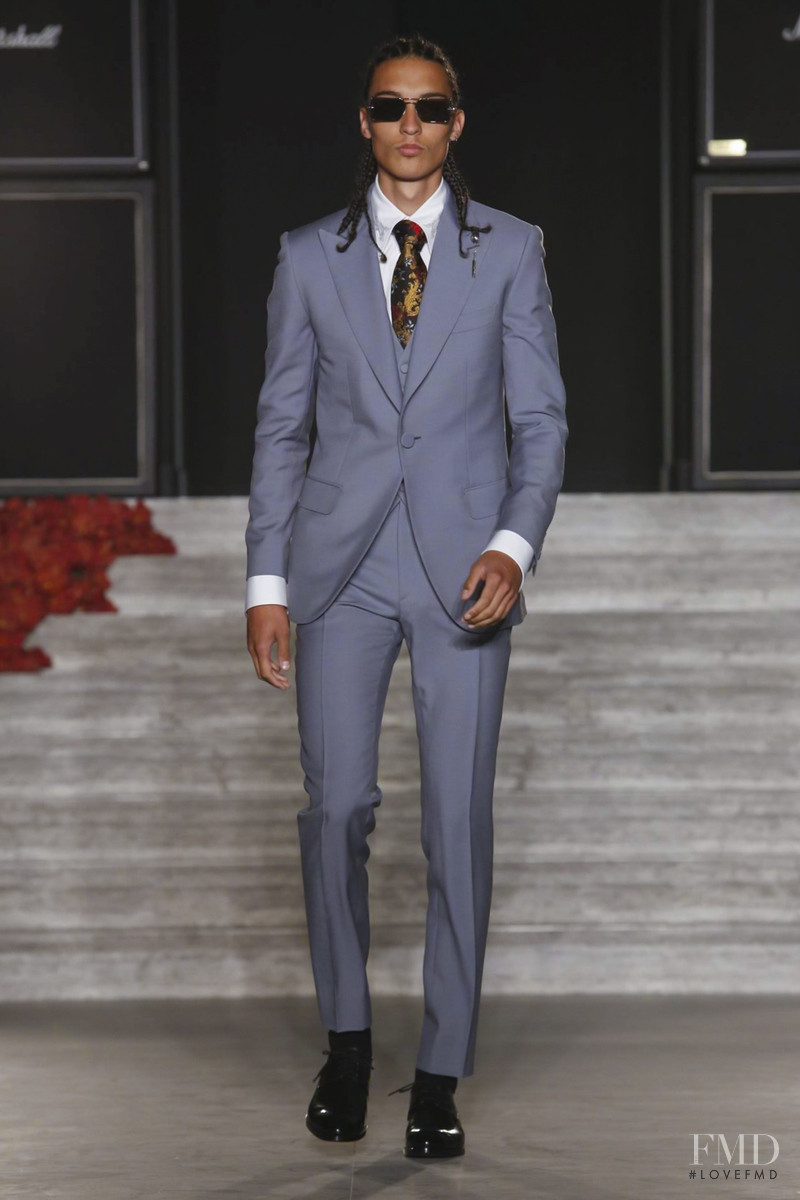 Brioni fashion show for Autumn/Winter 2016