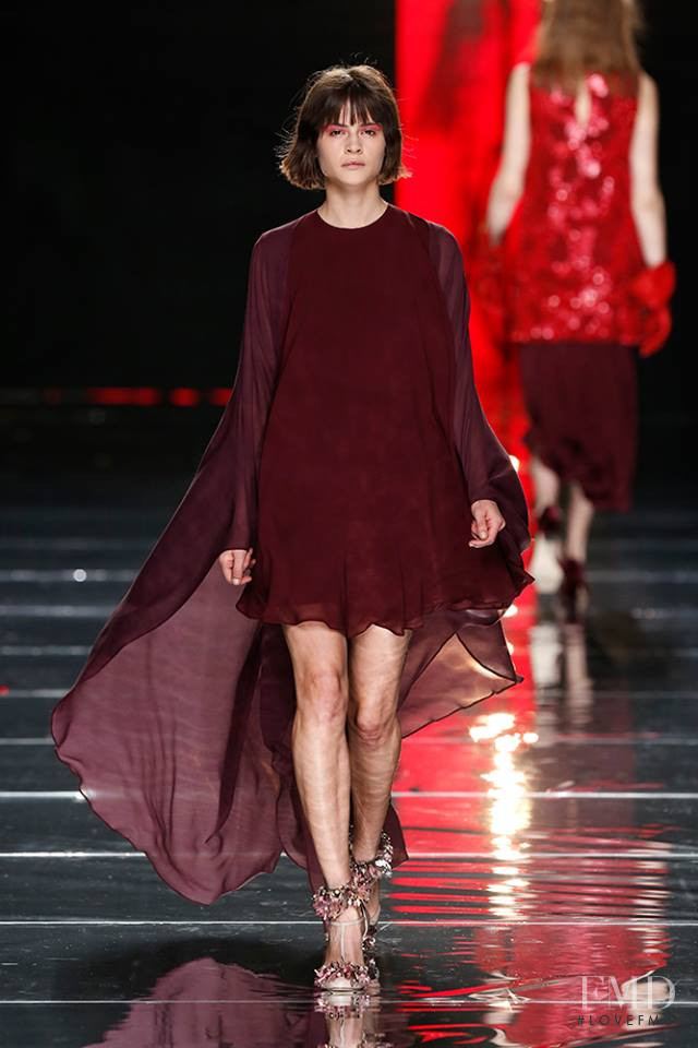 Alba Galocha featured in  the Duyos fashion show for Autumn/Winter 2016