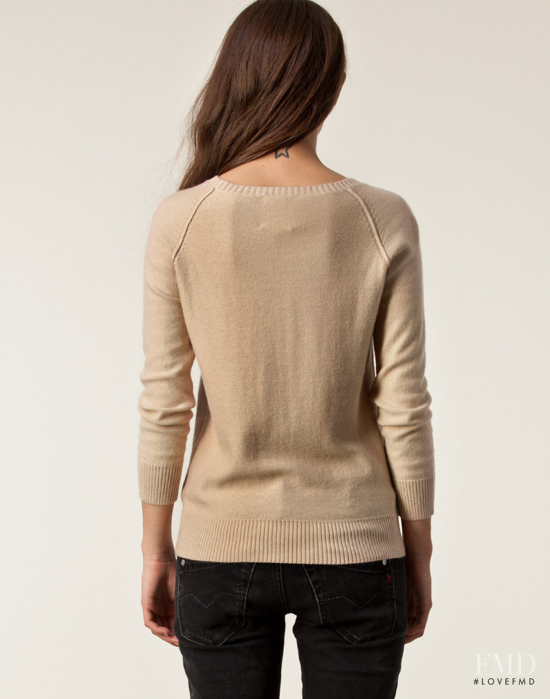 Alba Galocha featured in  the nelly.com Jumpers & Cardigans catalogue for Spring/Summer 2013