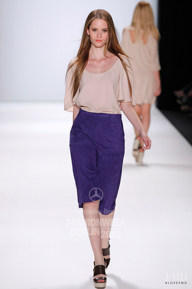 Carolina Ballesteros featured in  the C\'est Tout fashion show for Spring/Summer 2012