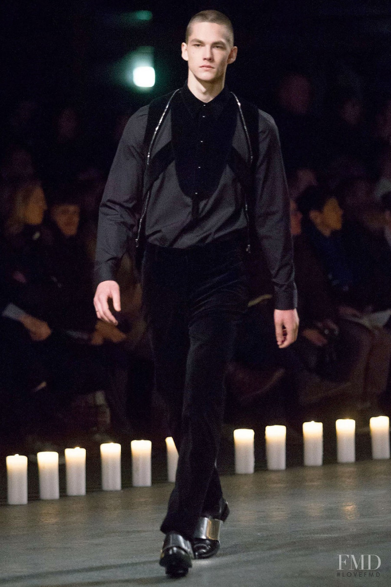 Givenchy fashion show for Autumn/Winter 2013