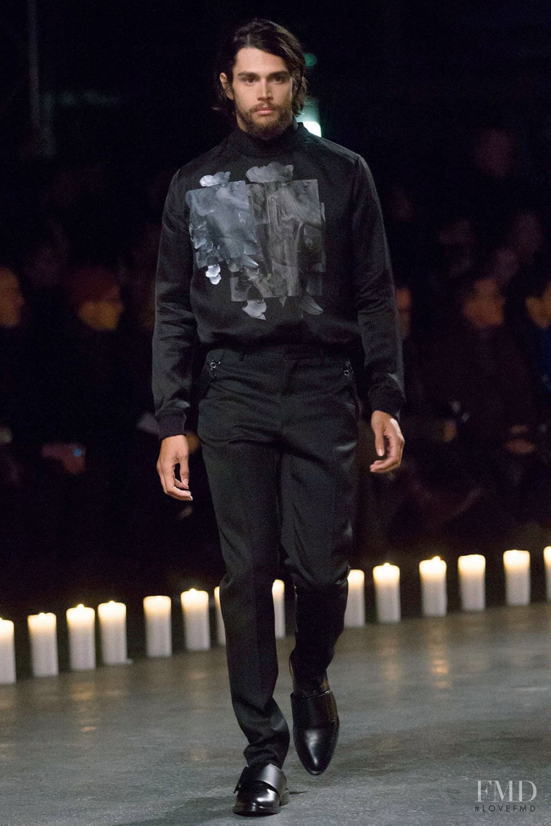 Givenchy fashion show for Autumn/Winter 2013