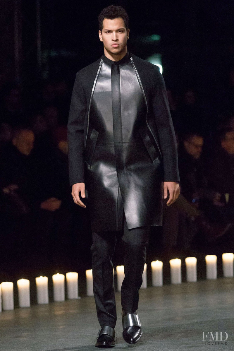 Givenchy fashion show for Autumn/Winter 2013