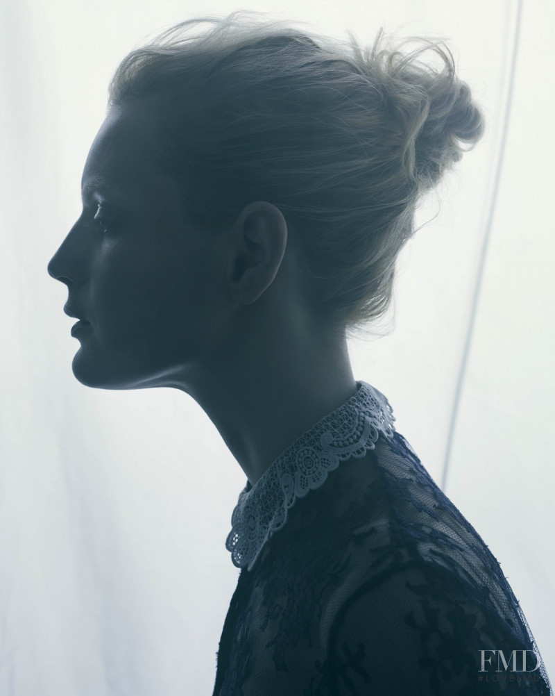 Guinevere van Seenus featured in  the Erdem advertisement for Winter 2015