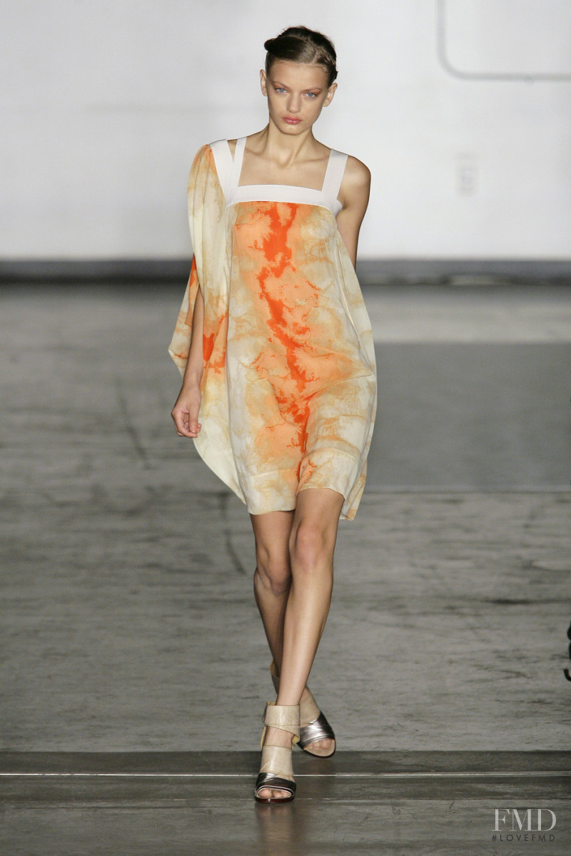 Bregje Heinen featured in  the VPL fashion show for Spring/Summer 2010