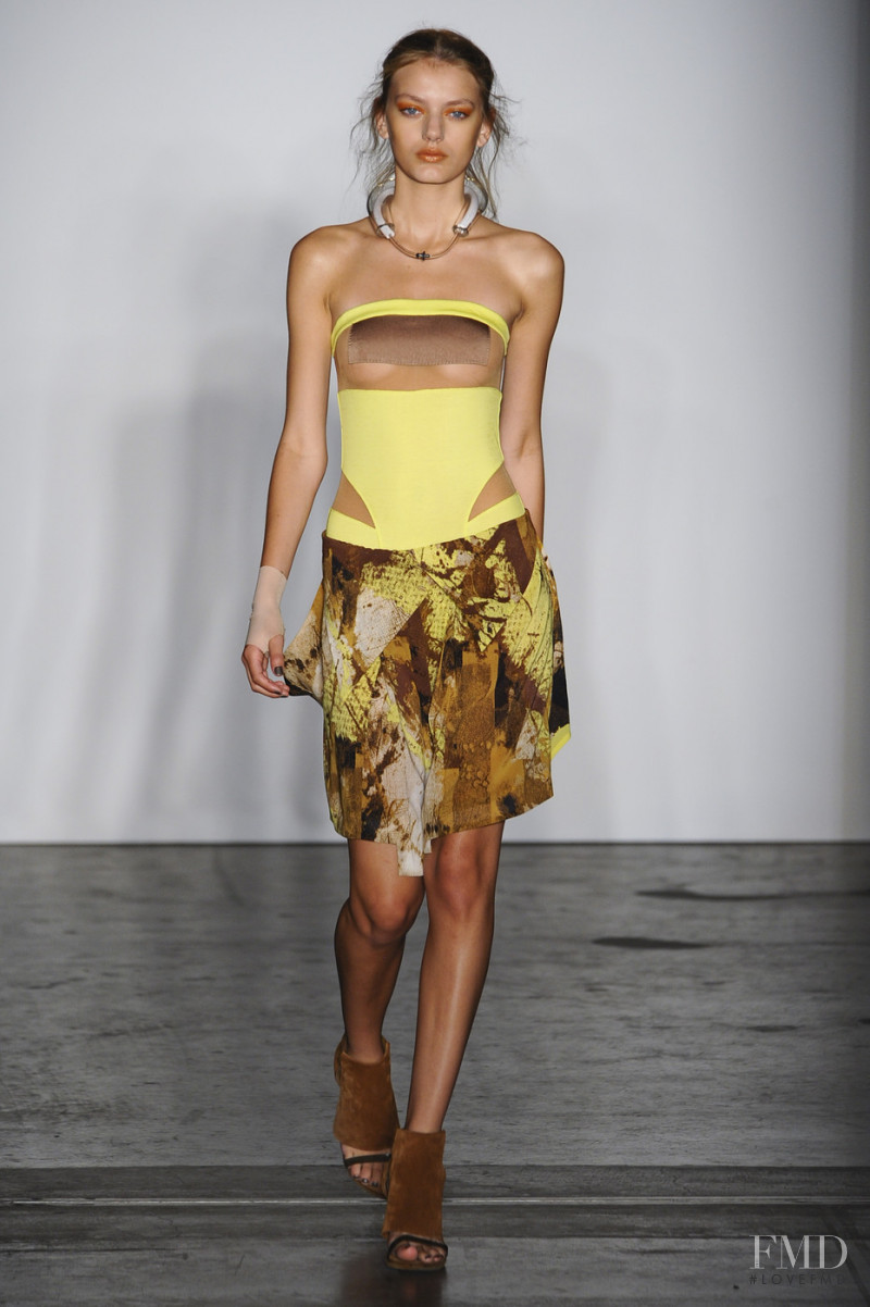 Bregje Heinen featured in  the VPL fashion show for Spring/Summer 2011