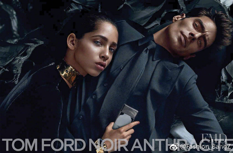 Jon Kortajarena featured in  the Tom Ford Beauty \'Noir Anthracite\' Fragrance  advertisement for Pre-Fall 2017