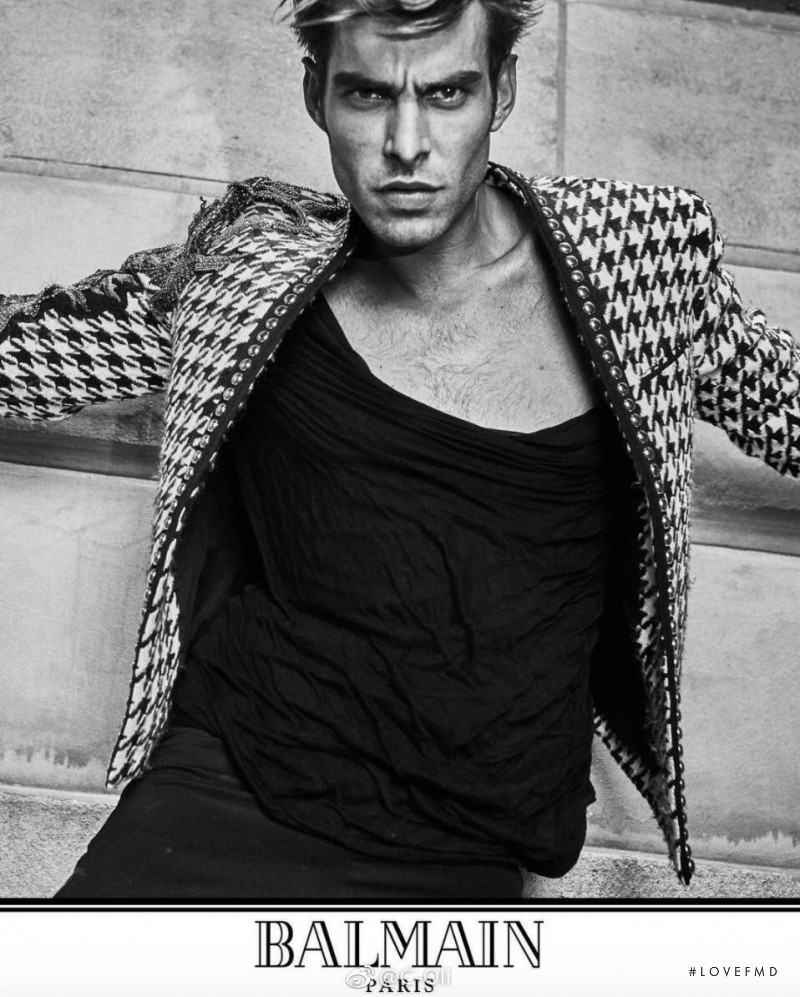 Jon Kortajarena featured in  the Balmain advertisement for Autumn/Winter 2017